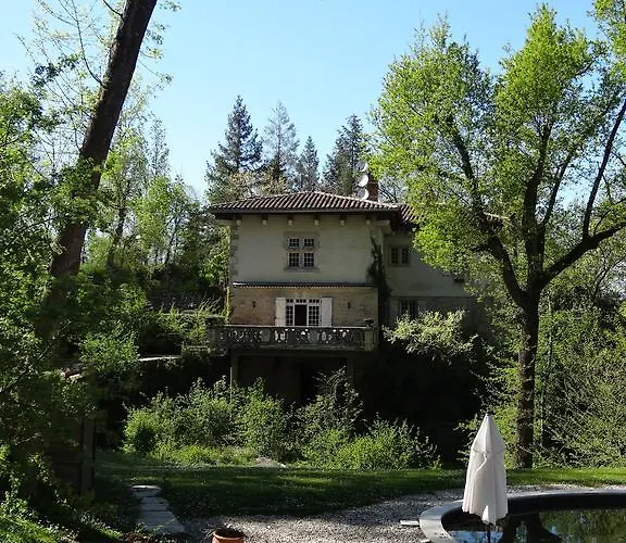 Hostellerie Restaurant Les Gorges De L\'Aveyron