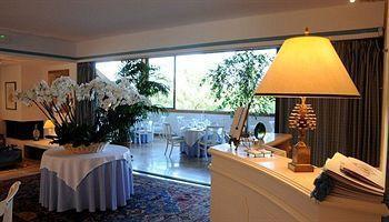 Restaurant Les Gorges De L'aveyron Hotel